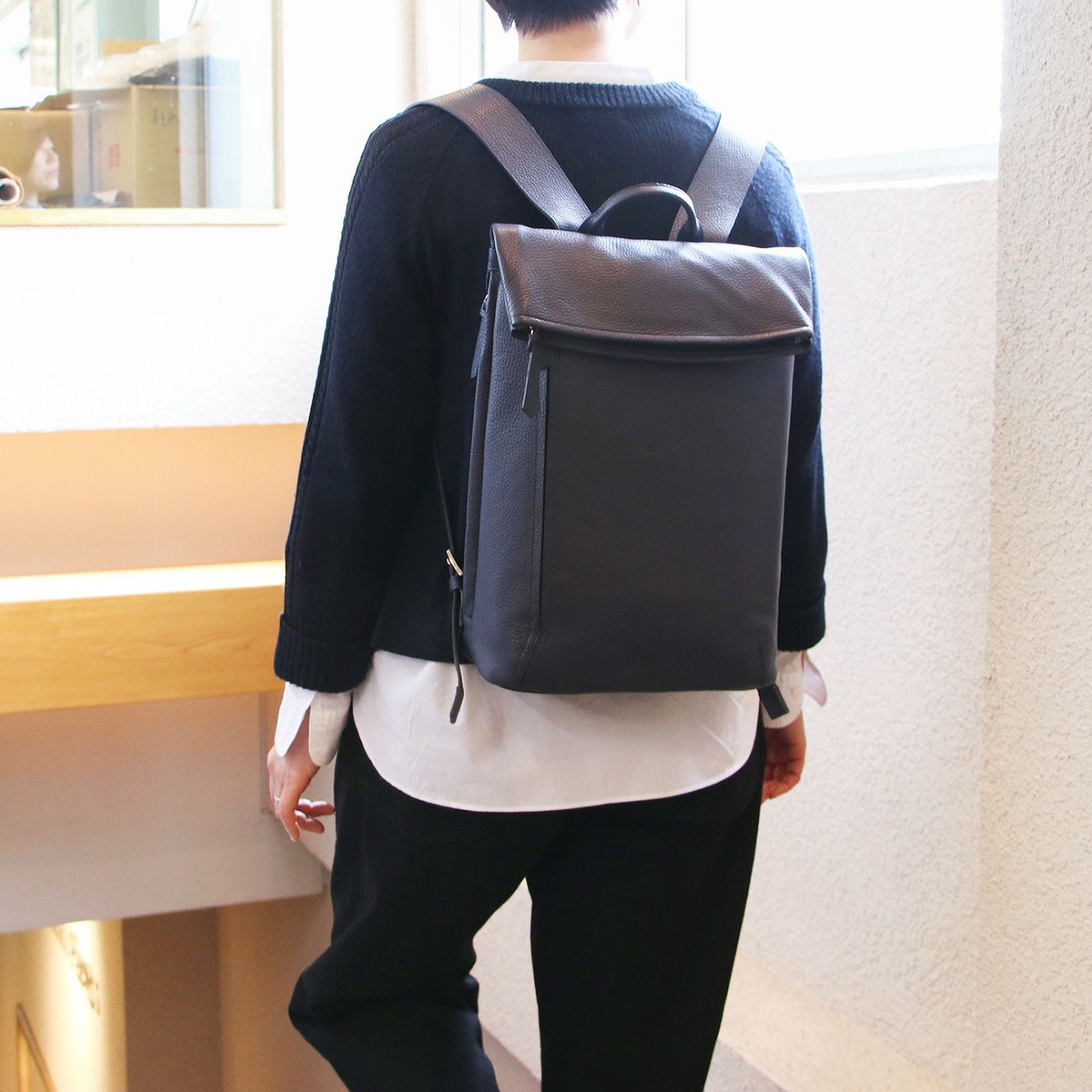 ピエガーレ＞ 口折リュック | 豊岡鞄公式オンラインストア - Artisan