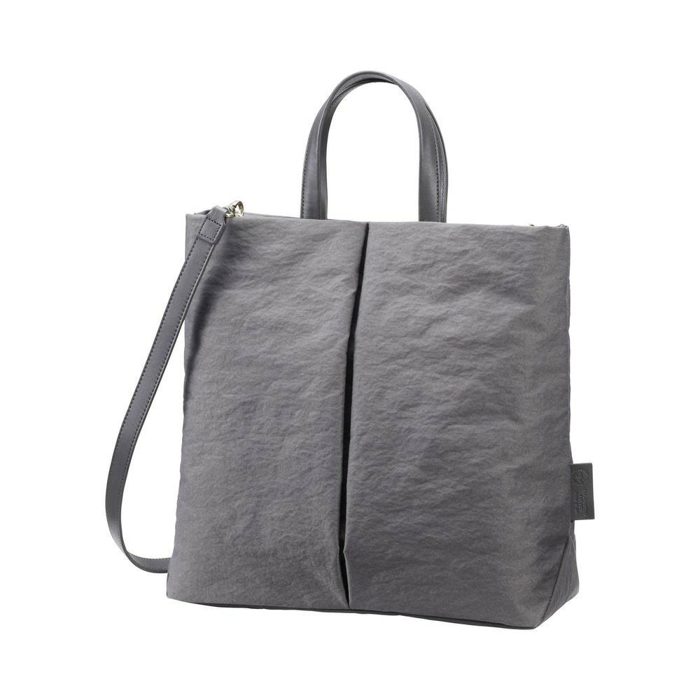 TAM グレー Tシャツ トートバッグ タム缶 TUTUMU Fly tote | 豊岡鞄公式オンラインストア - Artisan [ アルチザン ]