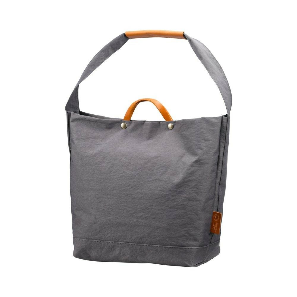 TUTUMU News paper tote グレー 2WAY トート 美品 TUTUMU News paper tote | 豊岡鞄公式オンラインストア - Artisan