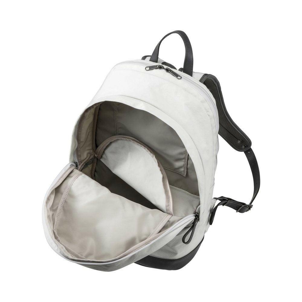 豊岡鞄　TUTUMU HIKE アイボリー お弁当収納リュック TUTUMU Hike 商品詳細ページ｜豊岡鞄公式