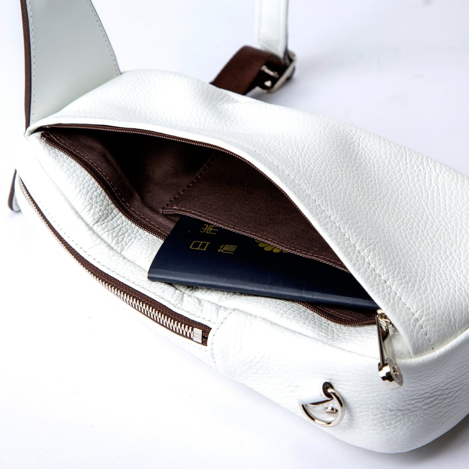 CREEZAN JETTER BODY BAG | 豊岡鞄公式オンラインストア - Artisan